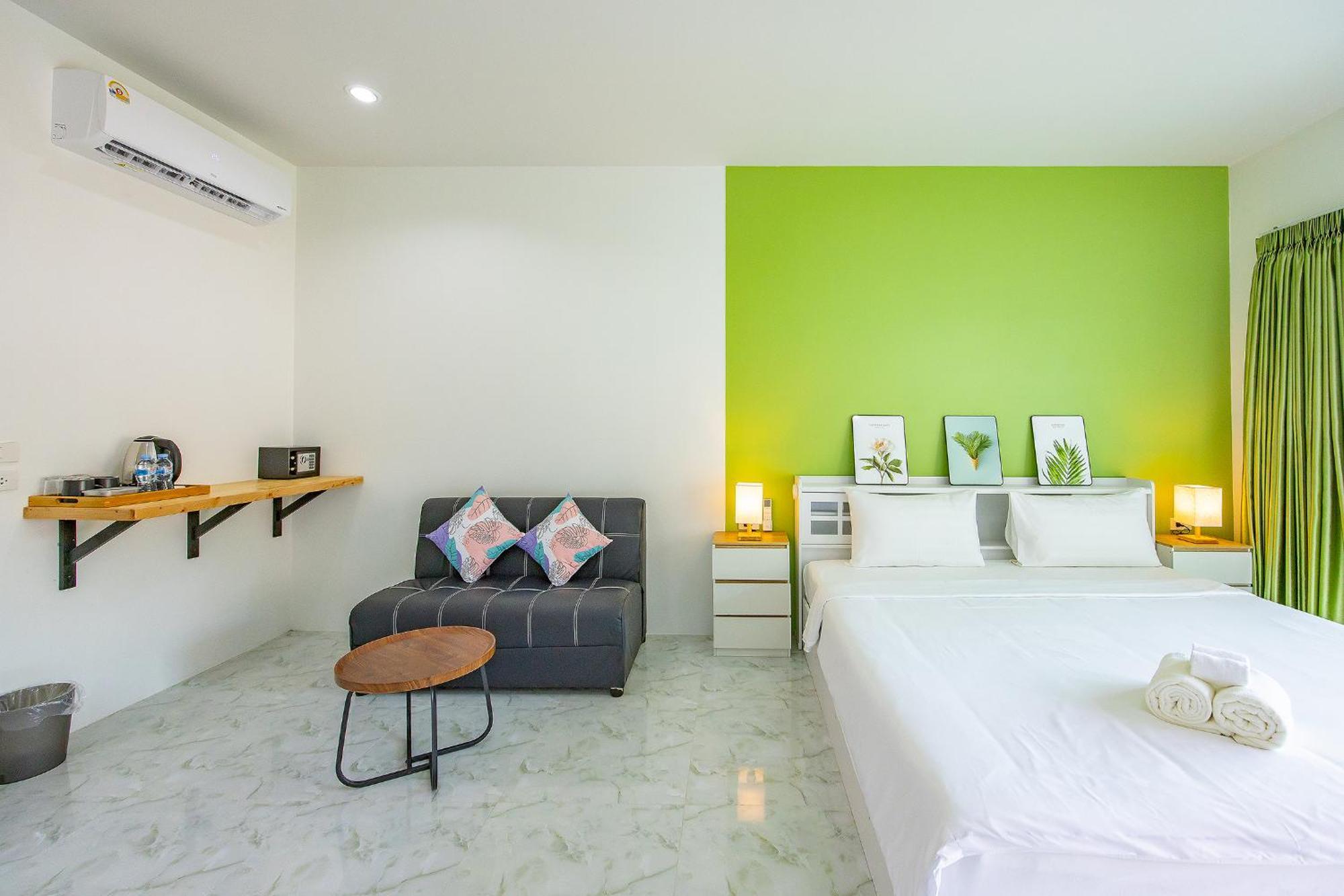 Karon Hotel At 22 エクステリア 写真